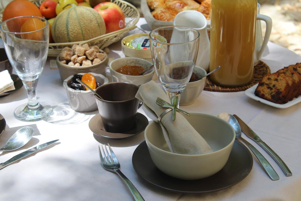 Auberge De Pachoquin Meounes-les-Montrieux Екстер'єр фото