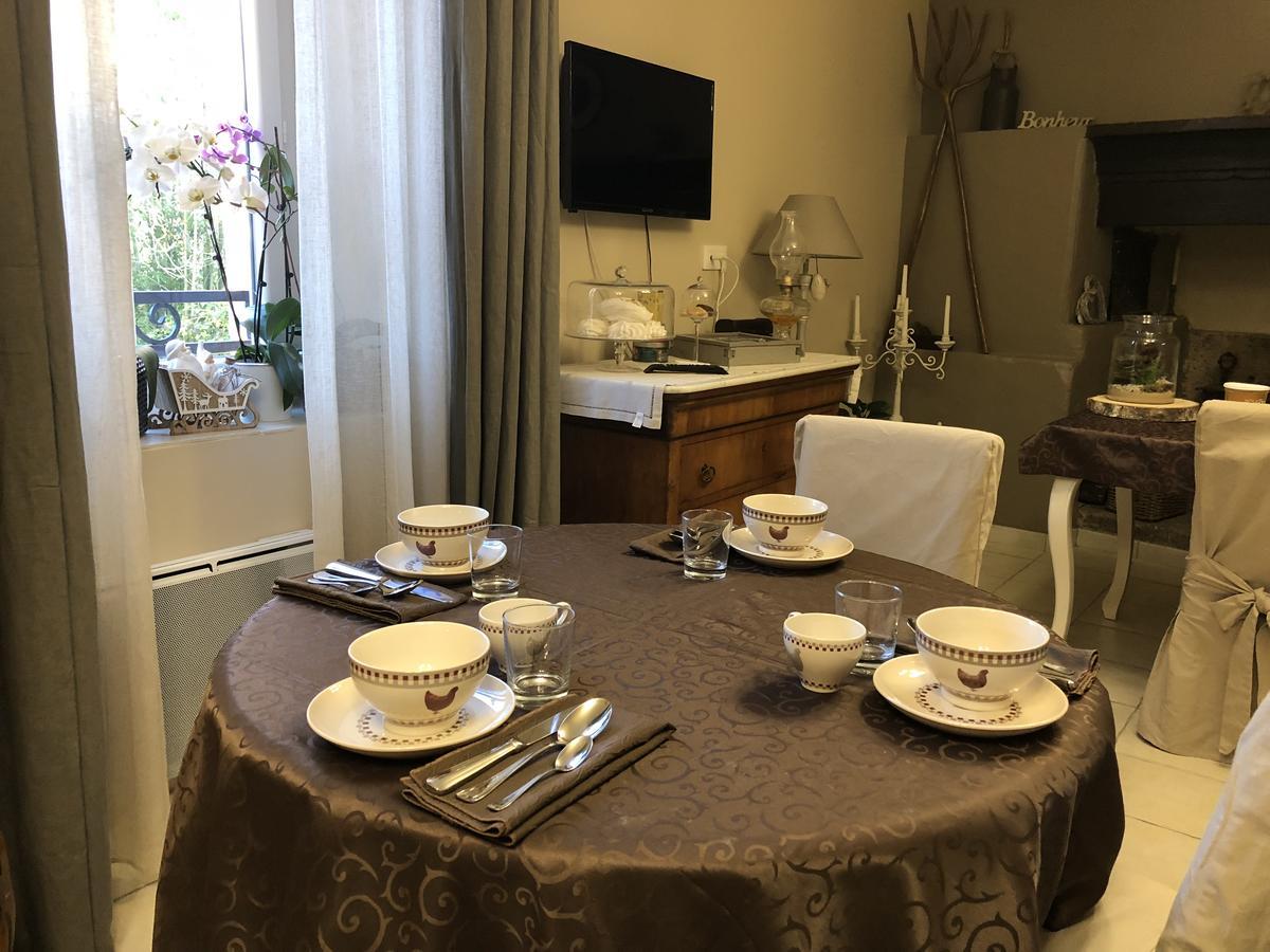 Auberge De Pachoquin Meounes-les-Montrieux Екстер'єр фото